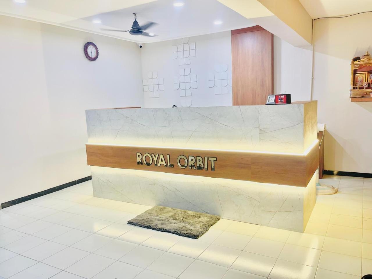 Hotel Royal Orbit Rádzskot Kültér fotó